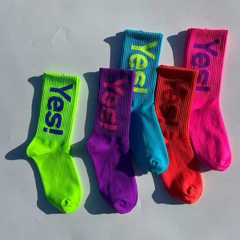 'Yes!' Men/Women Mid Crew Socks Outdoor Skateboarding Sports Fashion Sock