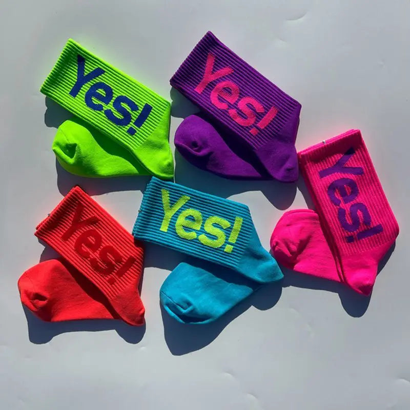'Yes!' Men/Women Mid Crew Socks Outdoor Skateboarding Sports Fashion Sock