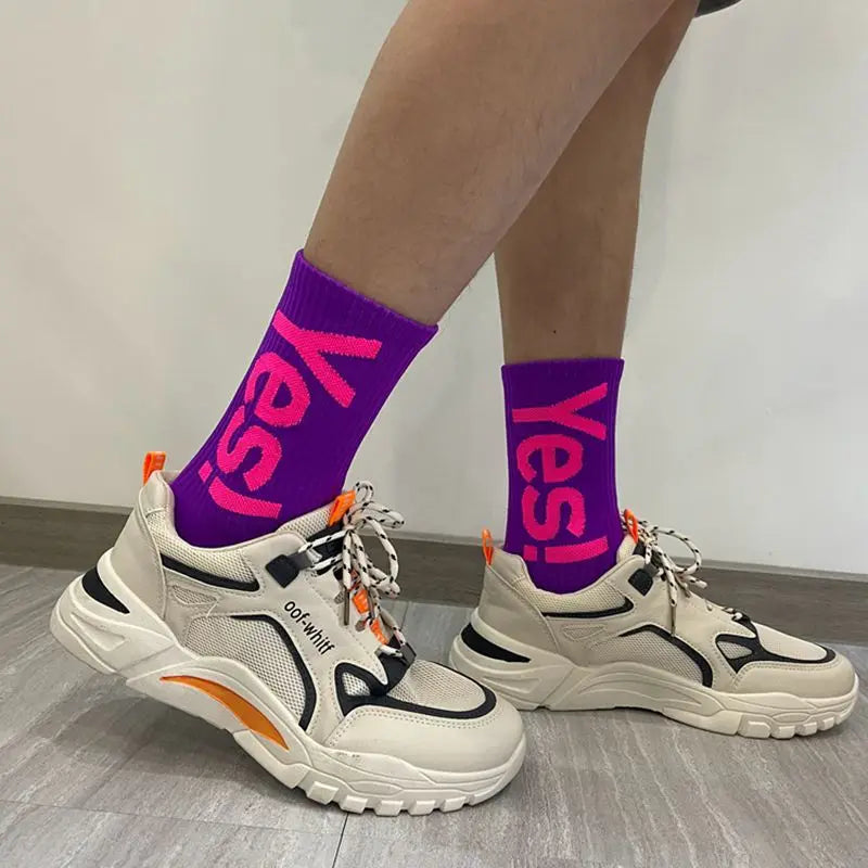 'Yes!' Men/Women Mid Crew Socks Outdoor Skateboarding Sports Fashion Sock