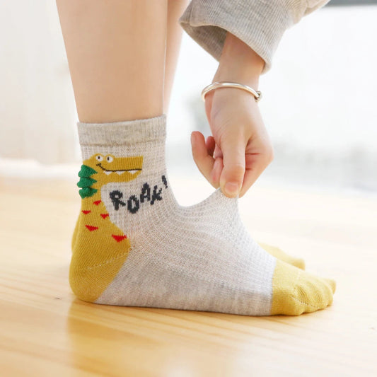 5 Pairs Kids Crew Socks Cartoon Dinosaur Mesh Breathable Comfy for Boys